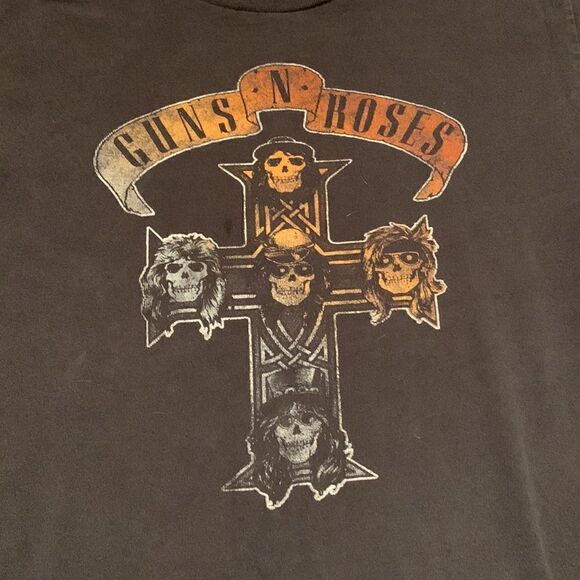Vintage Guns N Roses Black Graphic Skull Cross Tee Band Shirt size Large‎ - Picture 2 of 3